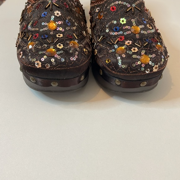 Bamboo Beaded and Sequin Chunky Clogs Size 8 - Picture 6 of 7